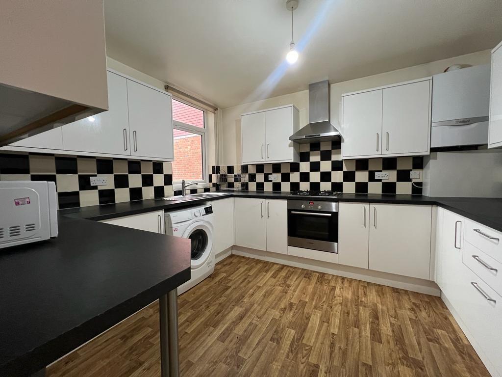 Apartment in London - View 2