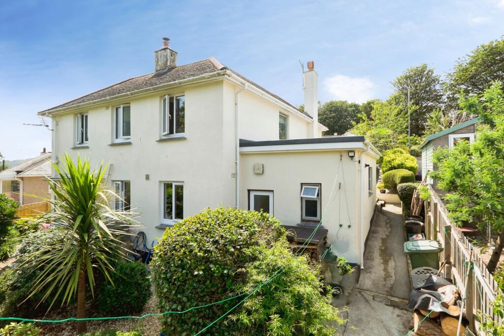 House in Truro - View 3