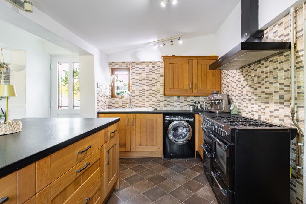 House in Fakenham - More
