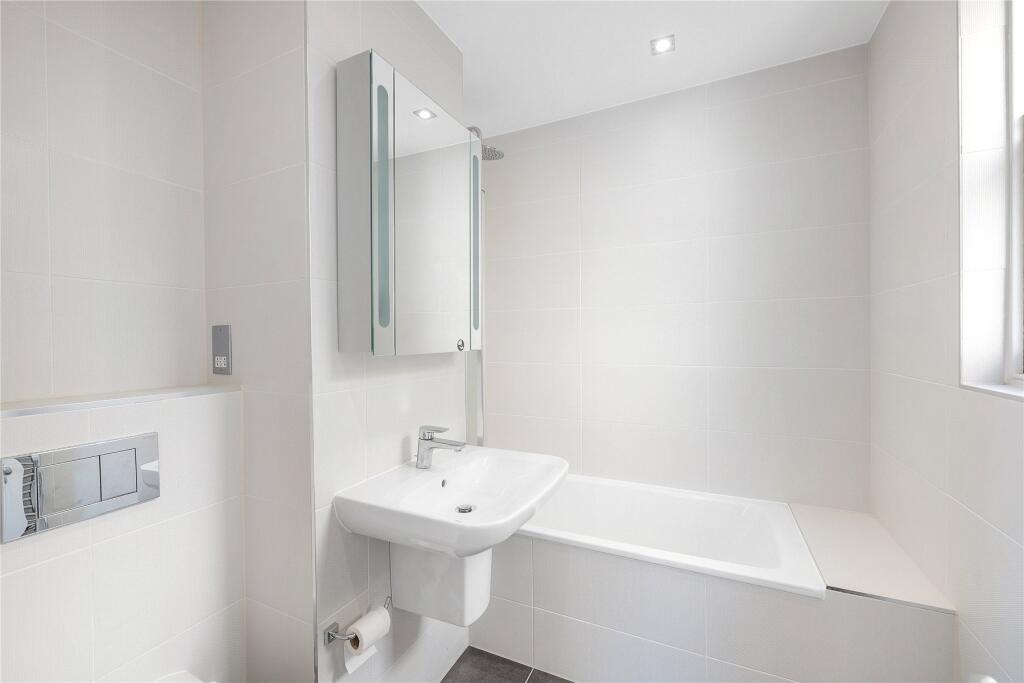 4 bedroom flat for rent