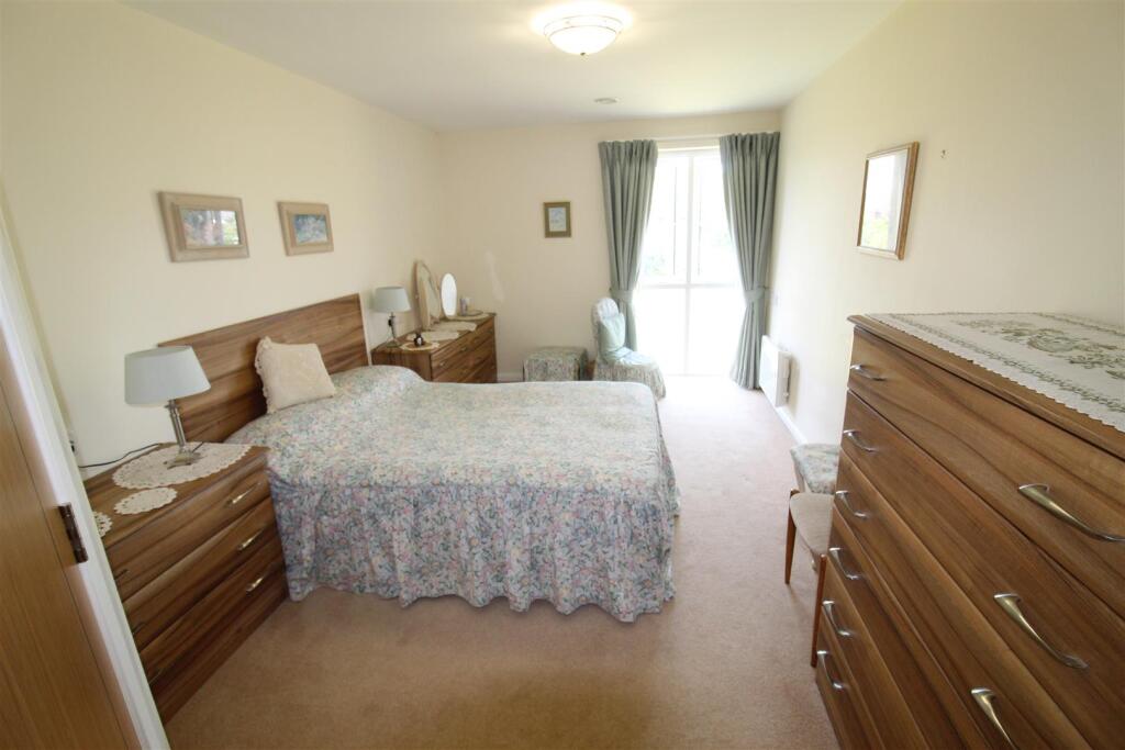 Apartment in Bolton, Middlebrook, Horwich - More