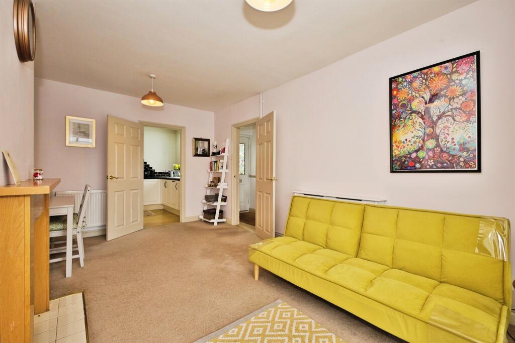 Wesley Close, Wanstrow, Shepton Mallet photo 4