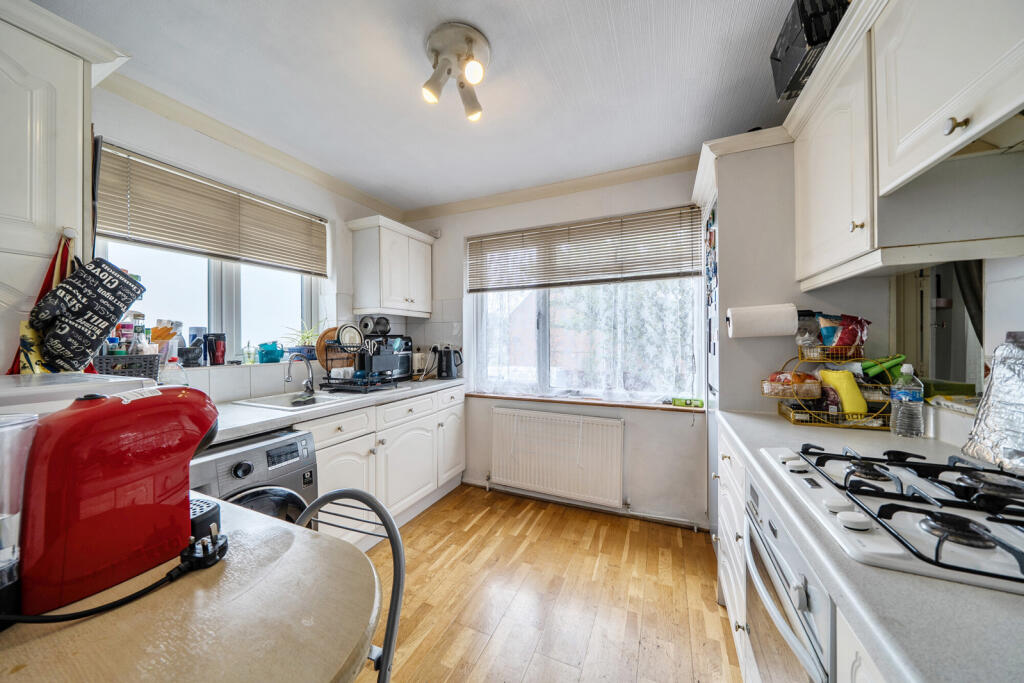 Apartment in London - View 5