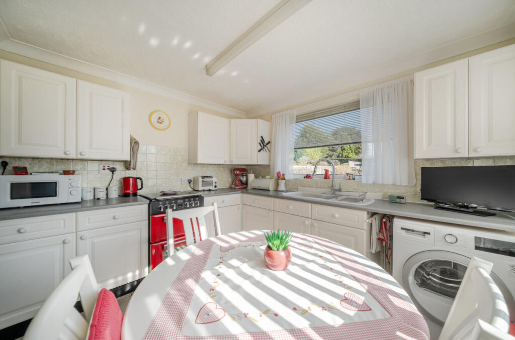 House in Brighton - View 5
