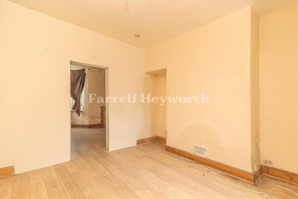 House in Lancaster - View 4