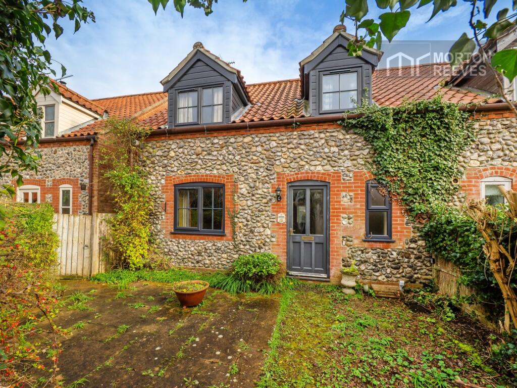 Main image of property: The Green, Felbrigg, NR11 8PN