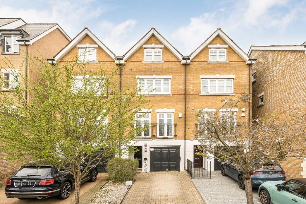 Main image of property: Avondale Road, South Croydon