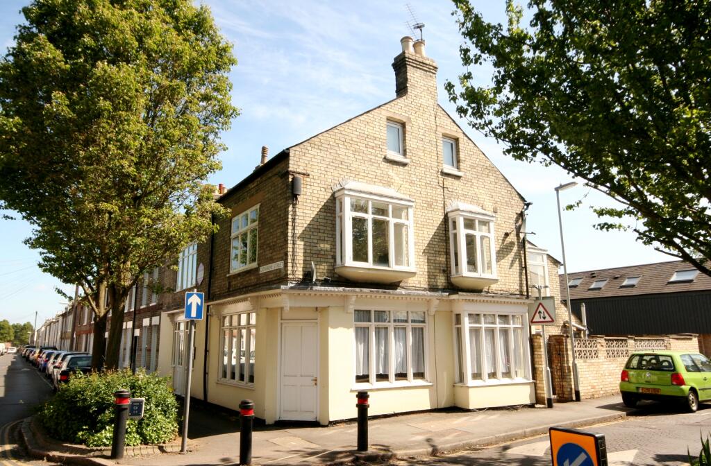 Main image of property: Catharine Street, Cambridge