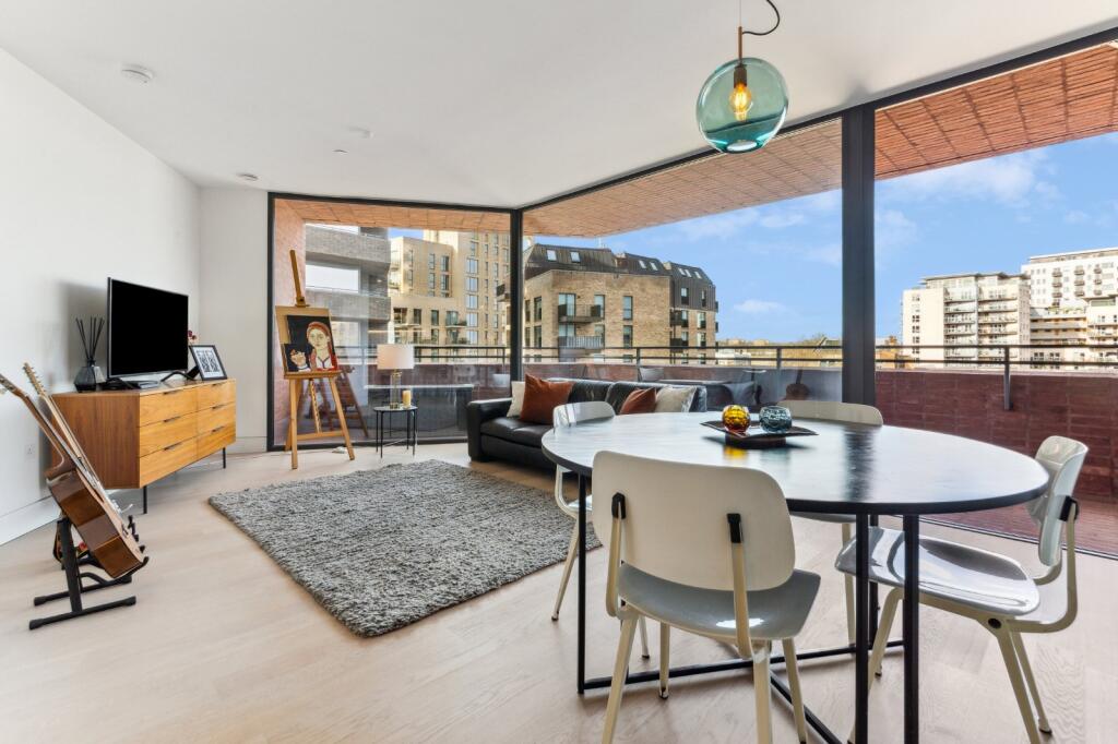 Main image of property: Duo Tower, 
Penn Street, N1