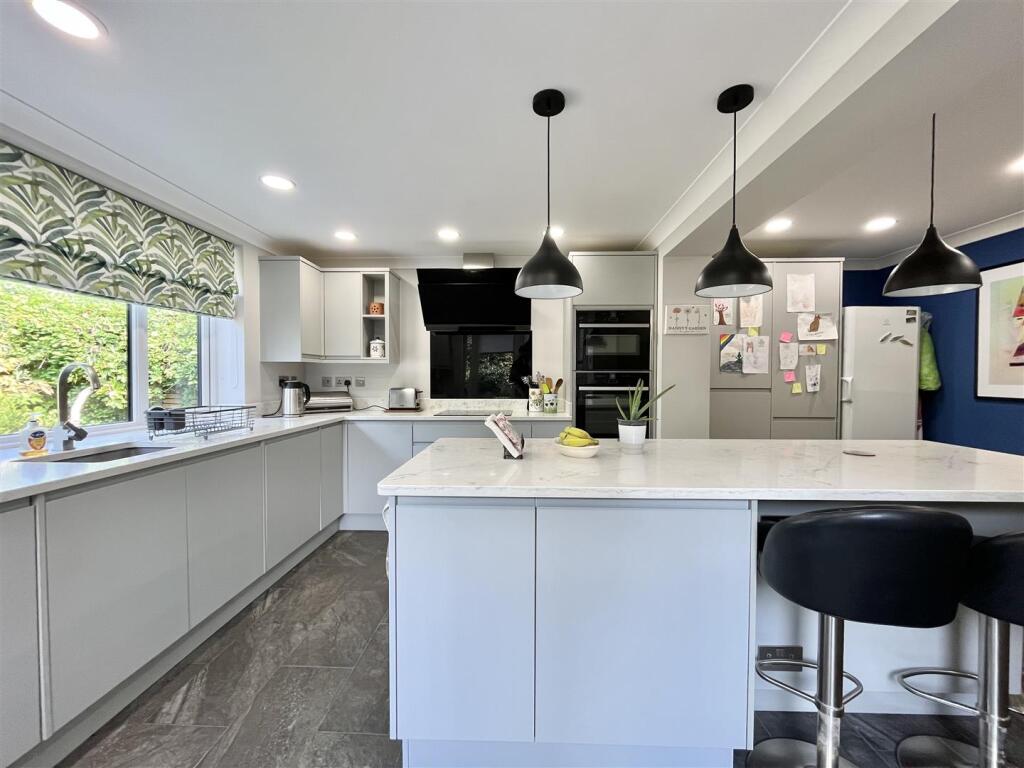House in Tonbridge - View 5