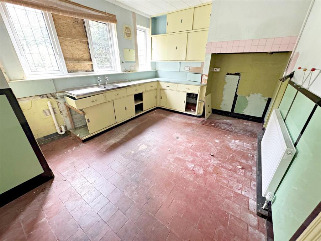 Melbourne Avenue, Scartho, Grimsby, N.E. Lincs, DN33 2AP photo 4