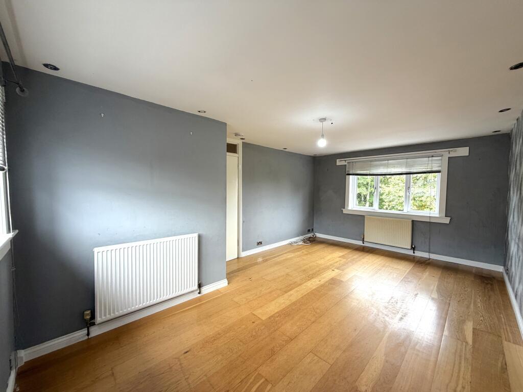 Apartment in Edinburgh - More