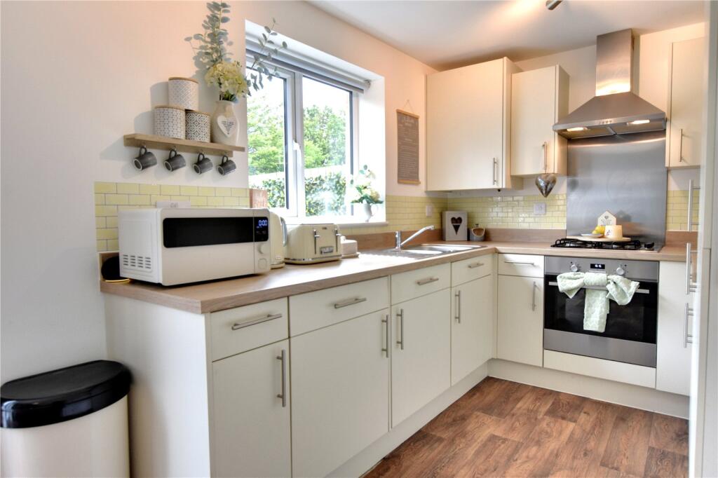 12, Mosquito Garth, Bedale, North Yorkshire, DL8 photo 4