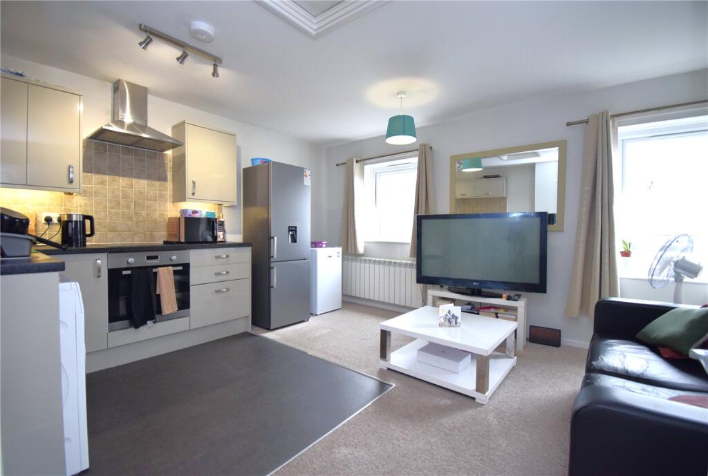 Southbroom Road, Devizes, Wiltshire, SN10 photo 3