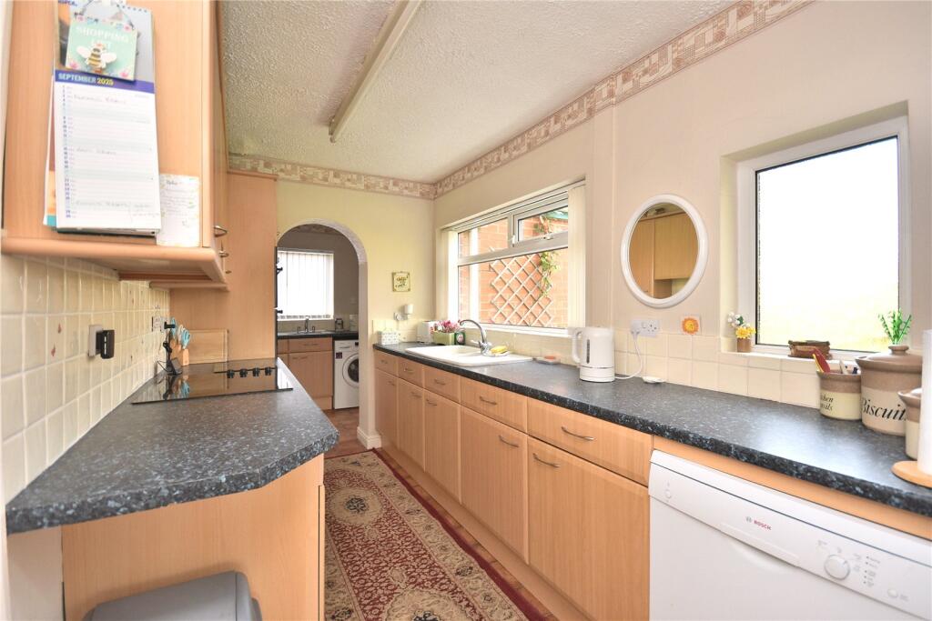 House in Leeds, Colton Common, Manston - View 4