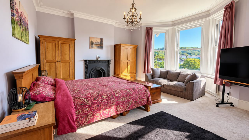 House in Tonbridge - View 4