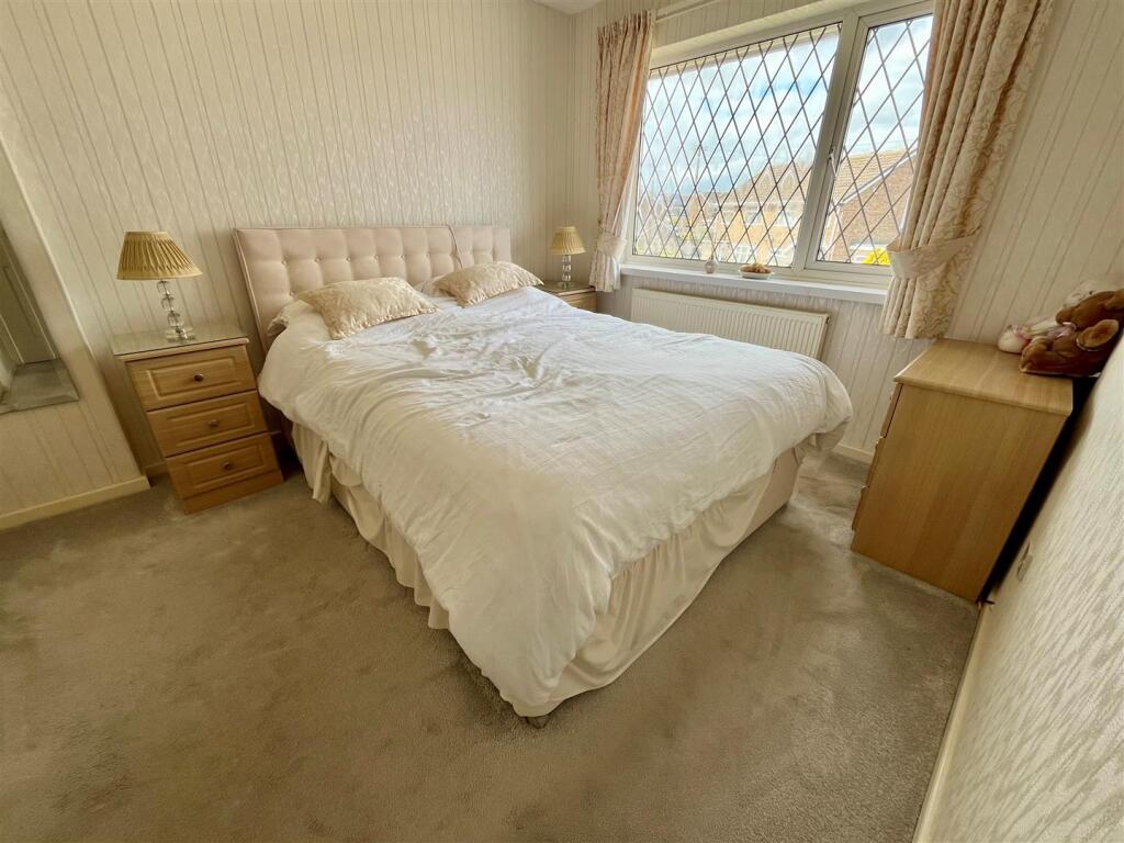 House in Hull - More