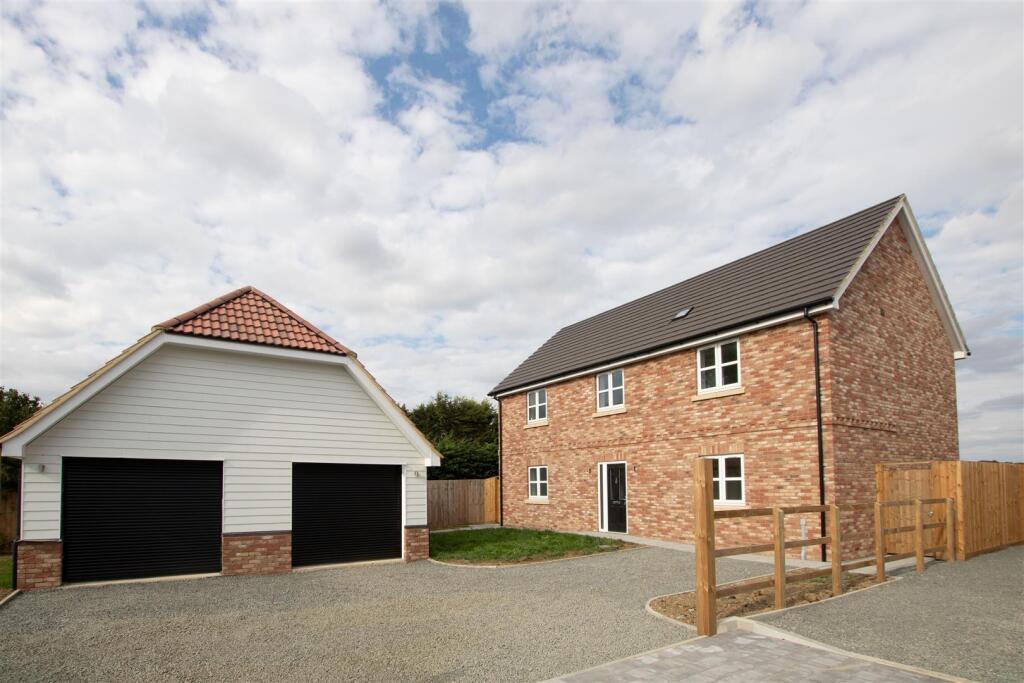 4-bed detached on Old Mead Road, Henham, Bishop's Stortford, £890,000