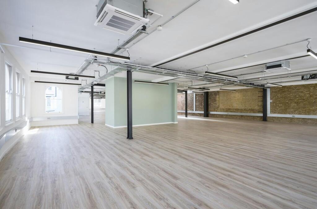 1st floor office space