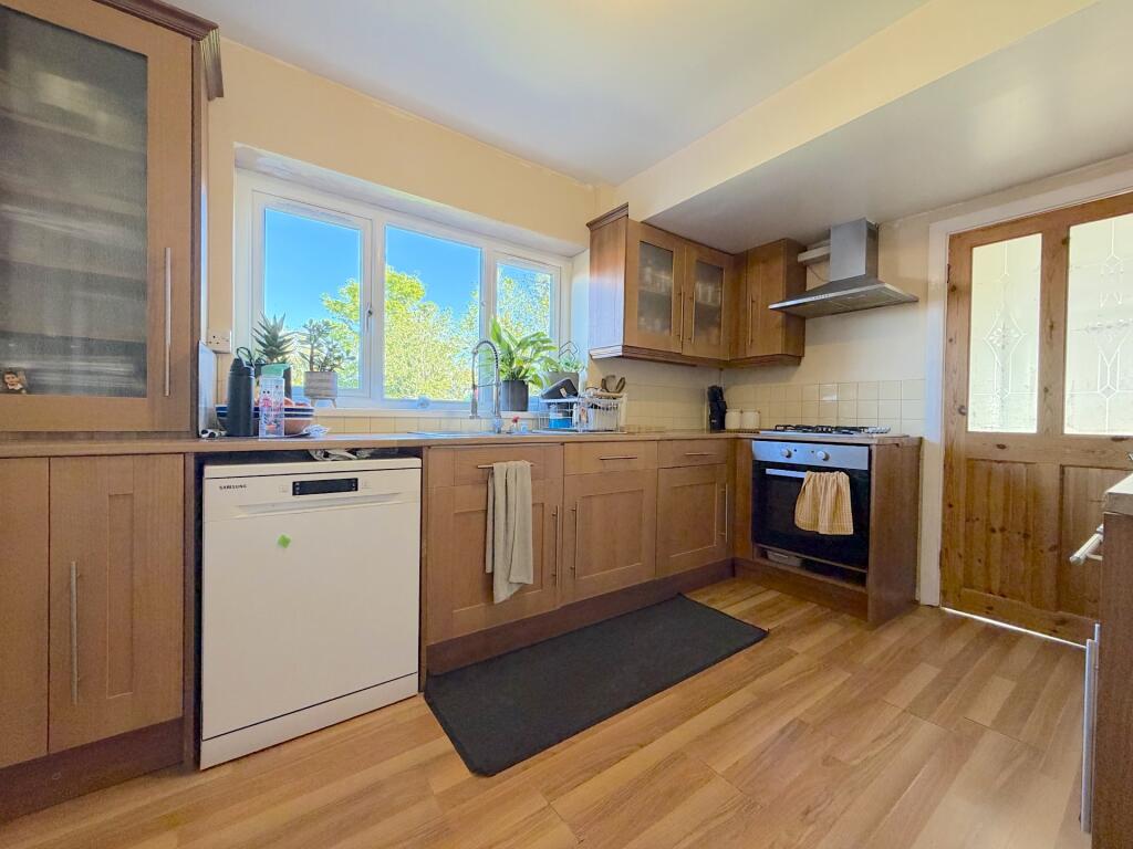 House in Wolverhampton, Penn - View 5