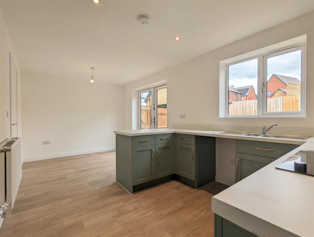 House in Worcester - More