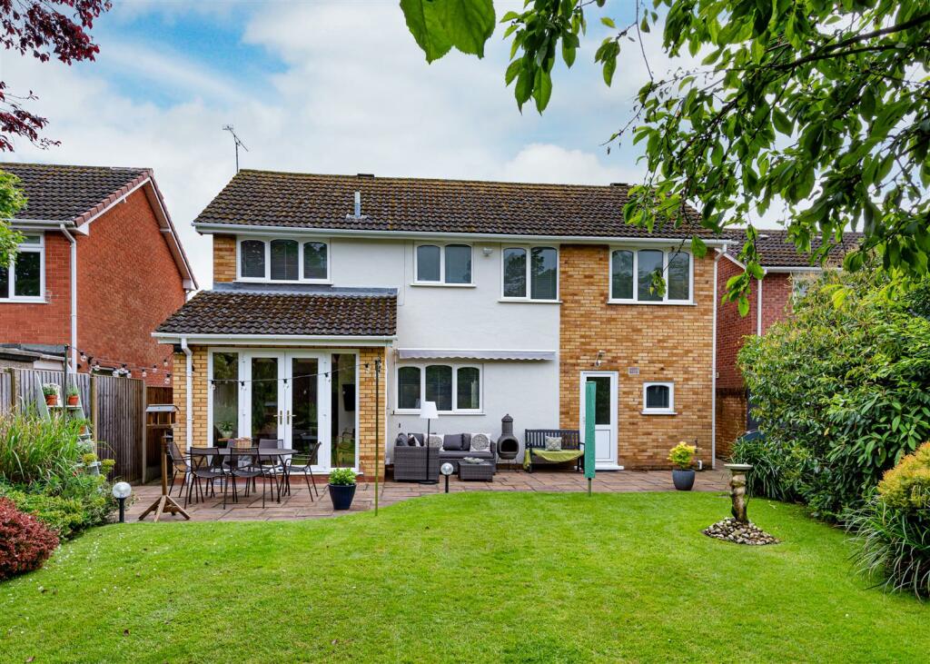 27 Beech Drive, Shifnal, TF11 8HJ photo 3