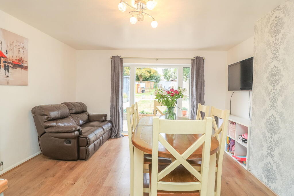 House in Stony Stratford, City of Milton Keynes - View 5
