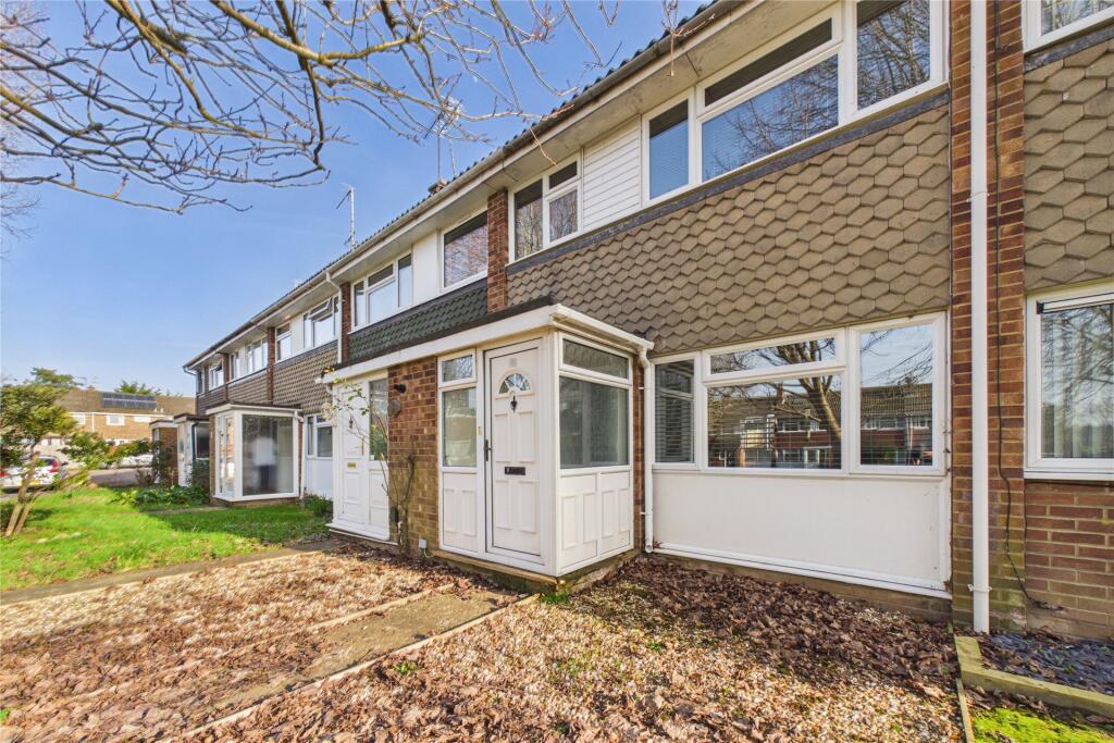 Main image of property: Buttermer Close, Wrecclesham, Farnham, Surrey, GU10