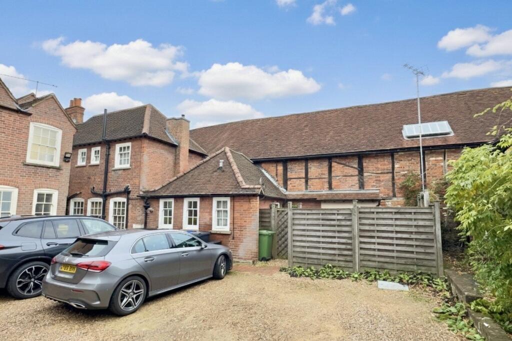Main image of property: London End, Beaconsfield, Buckinghamshire, HP9