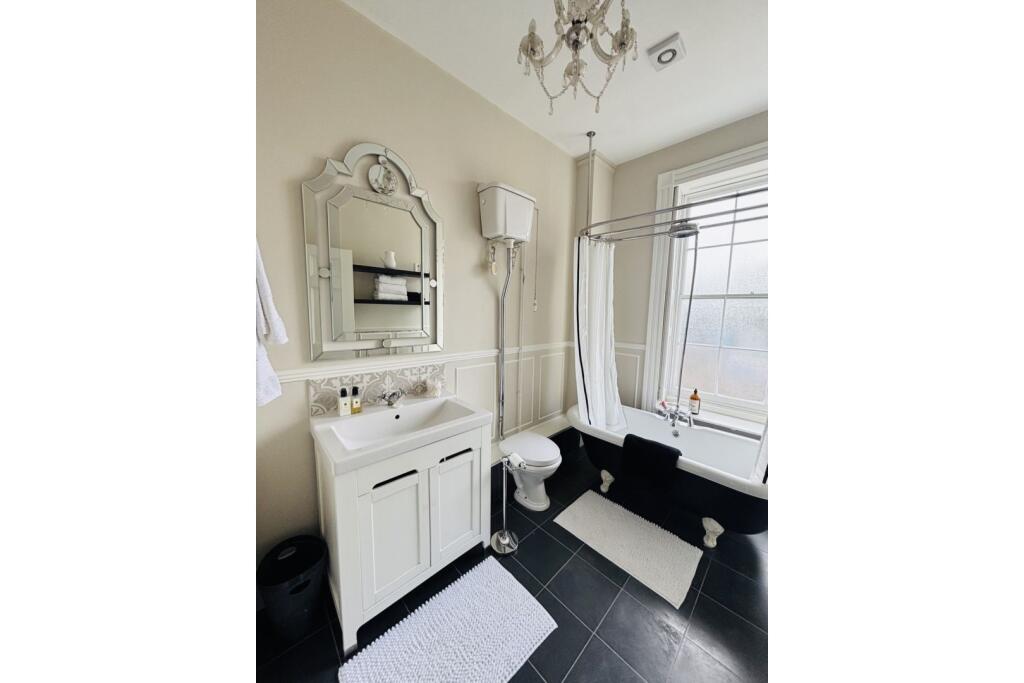 114 Park Road, Bristol, BS16 photo 4
