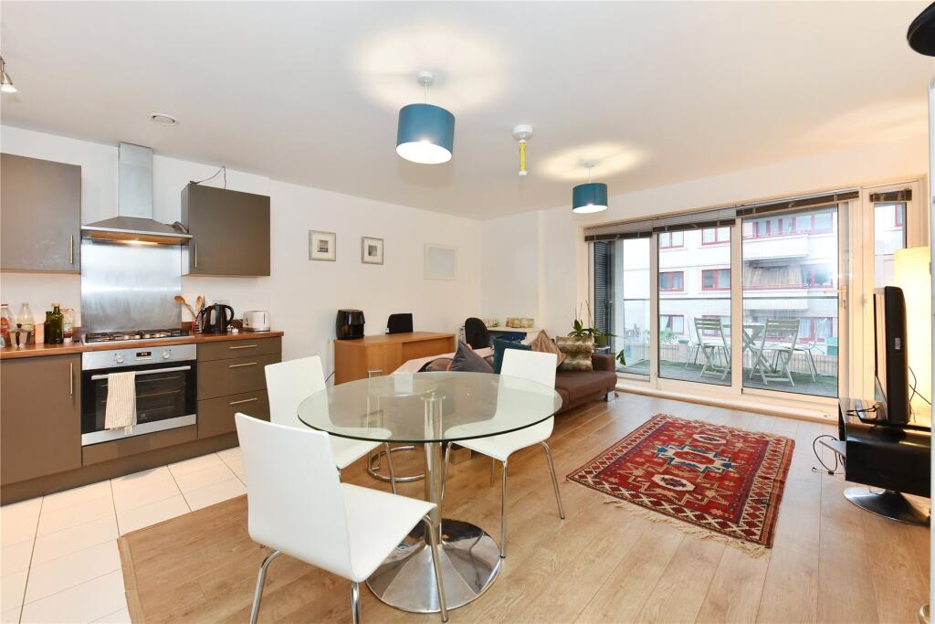 Main image of property: Wallwood Street, London, E14