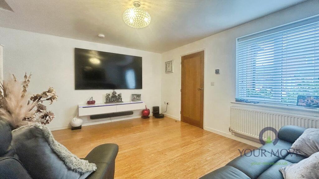 House in Oldham - View 3