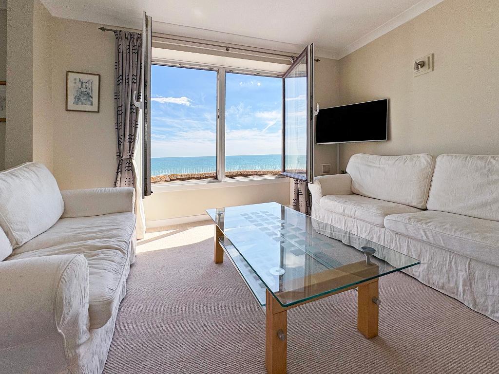 Apartment in Dover, Deal - View 5