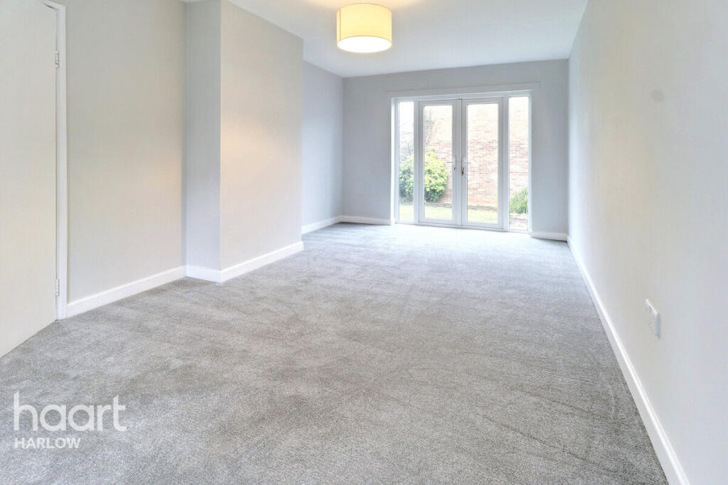 Little Grove Field, Harlow photo 2