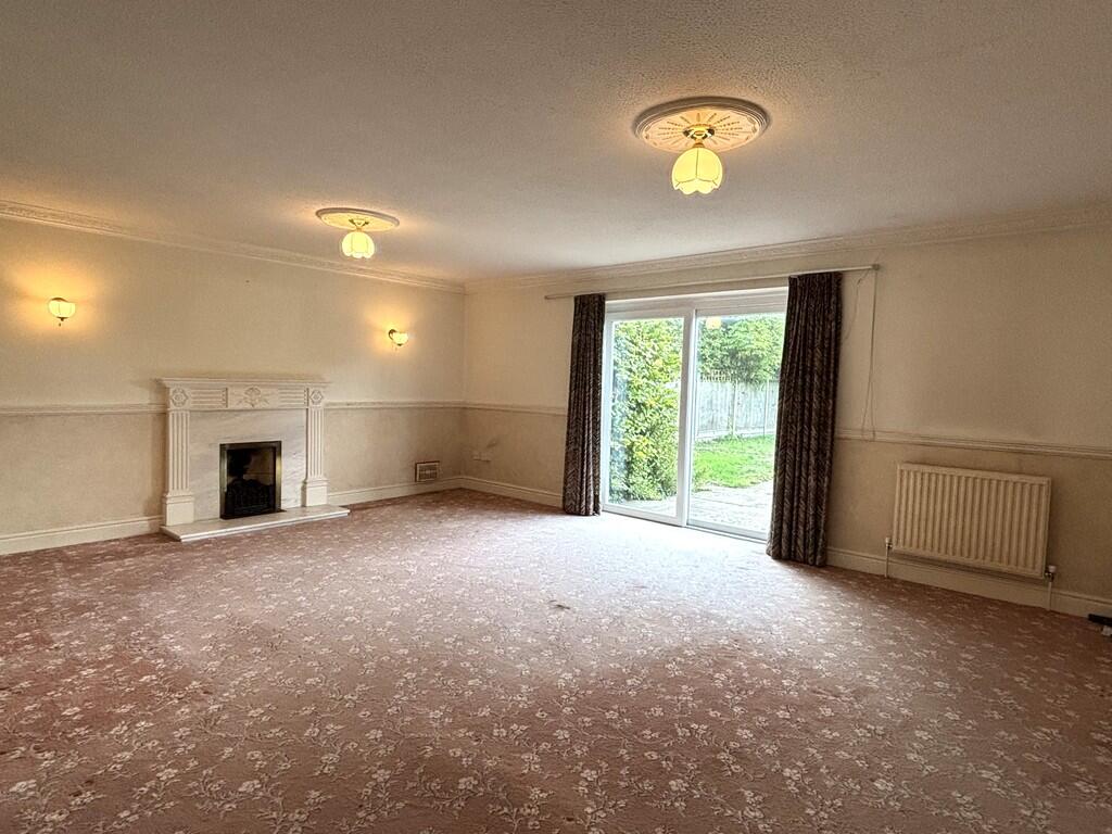 The Parkway, Spalding photo 4