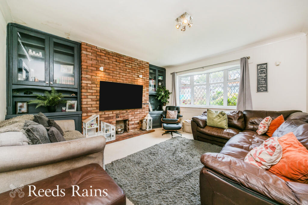 38, Roewood Lane, Macclesfield, Cheshire, SK10 photo 4