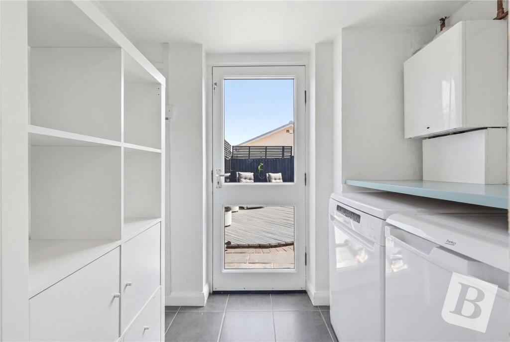 House in Chelmsford, Great Baddow - View 5