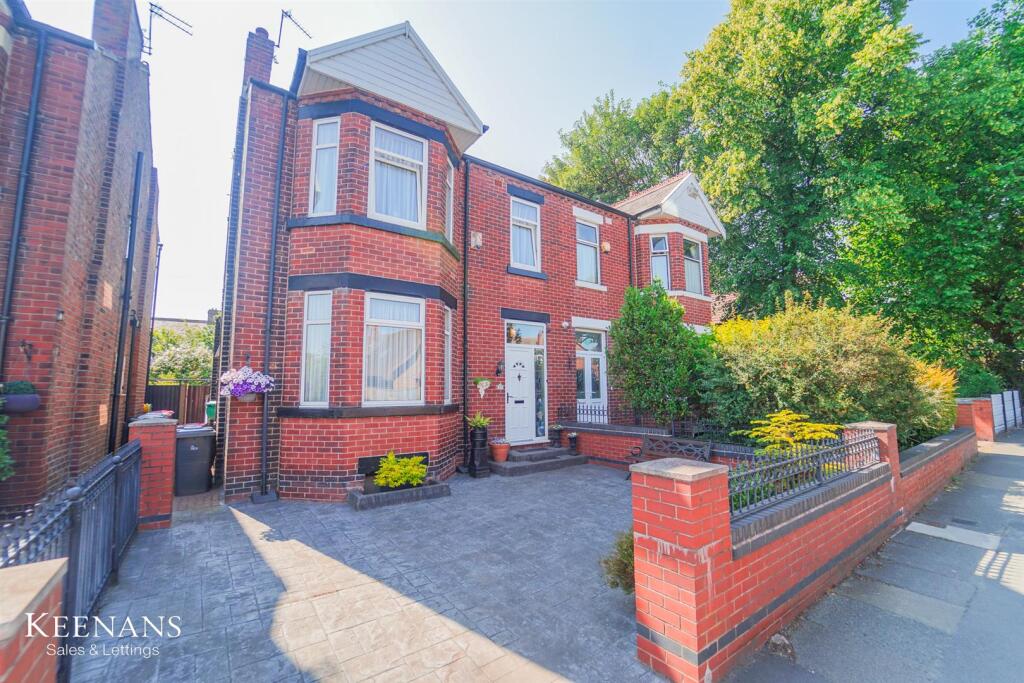 4-bed semi-detached on Claremont Road, Salford, £390,000