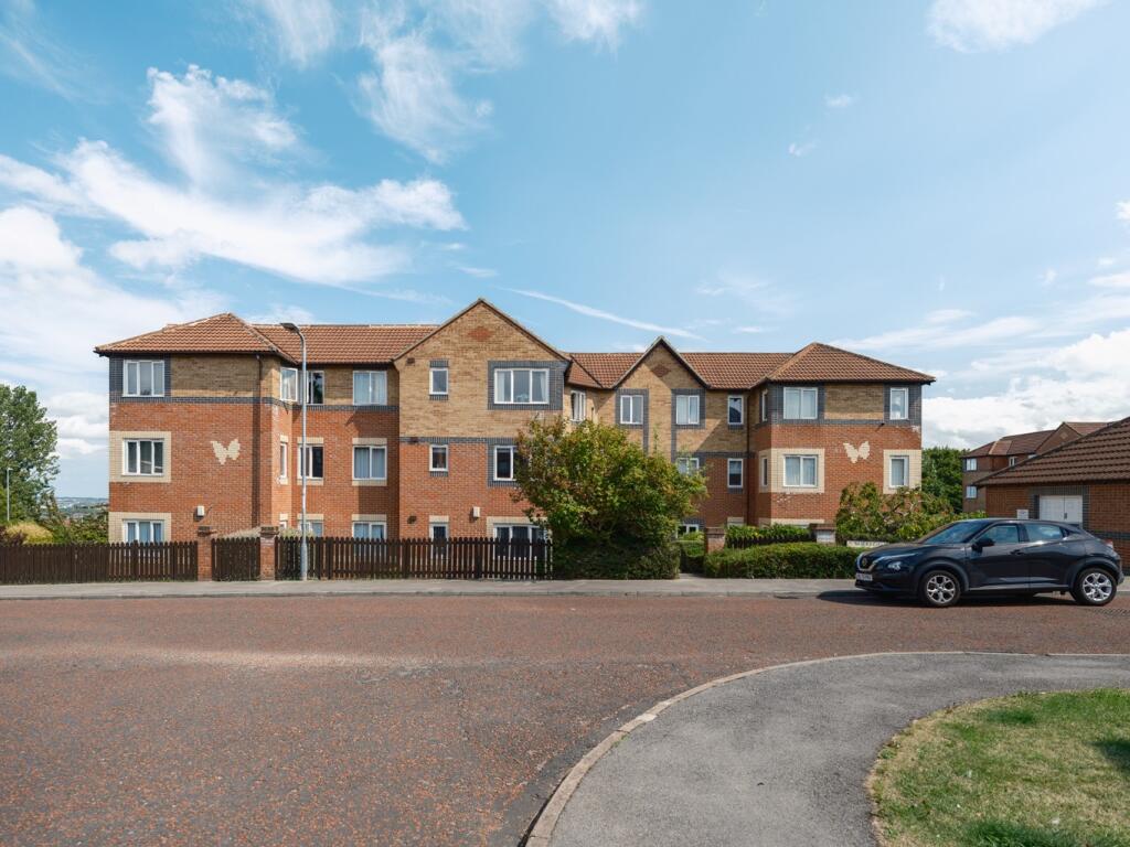 Apartment in Gateshead, North East - View 2