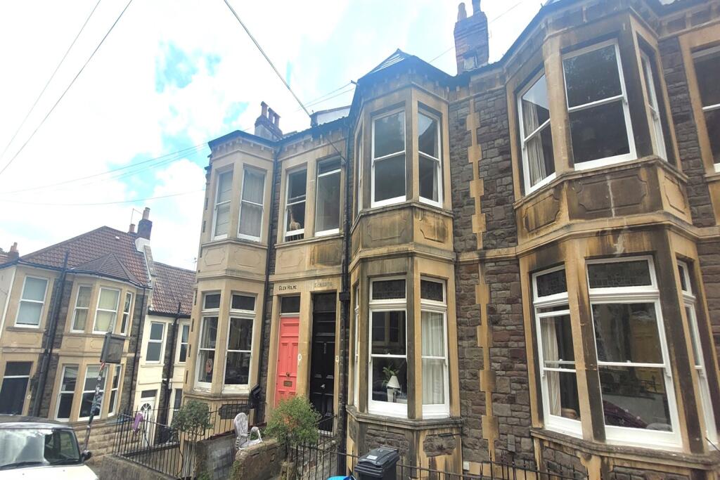 Main image of property: 1 bedroom Ground Floor Flat in Clifton