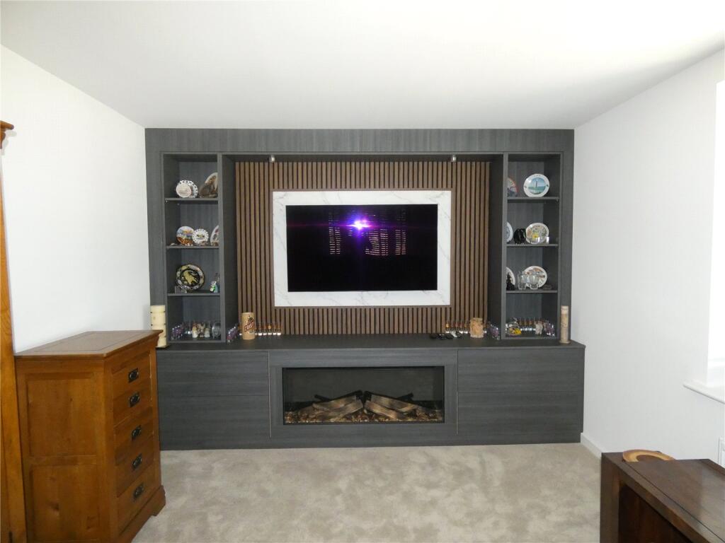 House in Birmingham, West Midlands - View 4