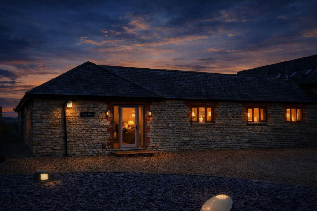 Main image of property: Hungate End Farm, Milton Keynes, MK19