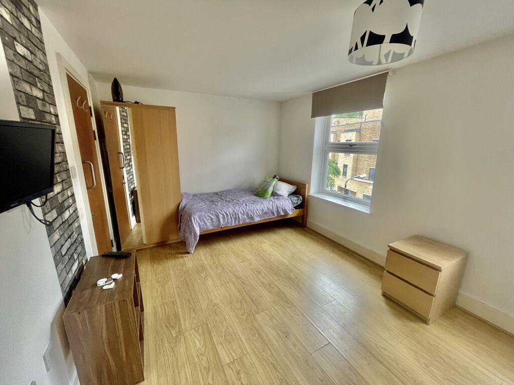 Main image of property: Woolwich, SE18