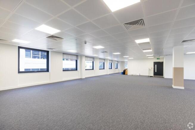 Goldvale House  Woking  Office 17.jpg