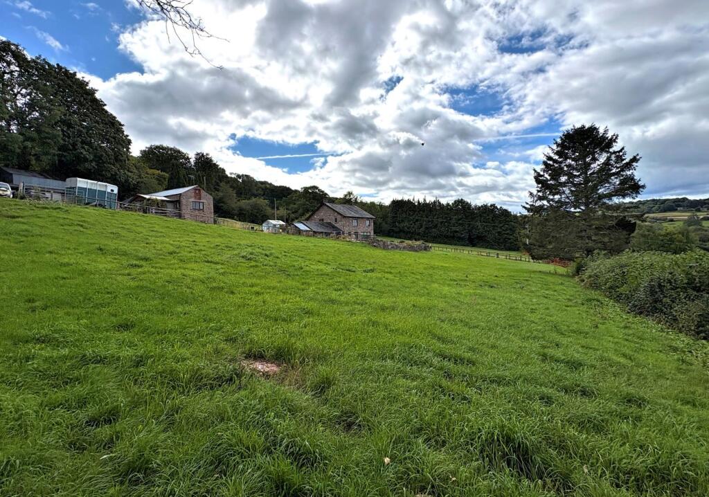 House in Newport, Mitchel Troy - View 5