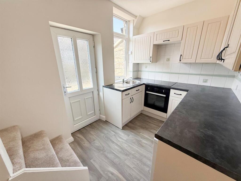 Gibb Street, Cowling - View 6