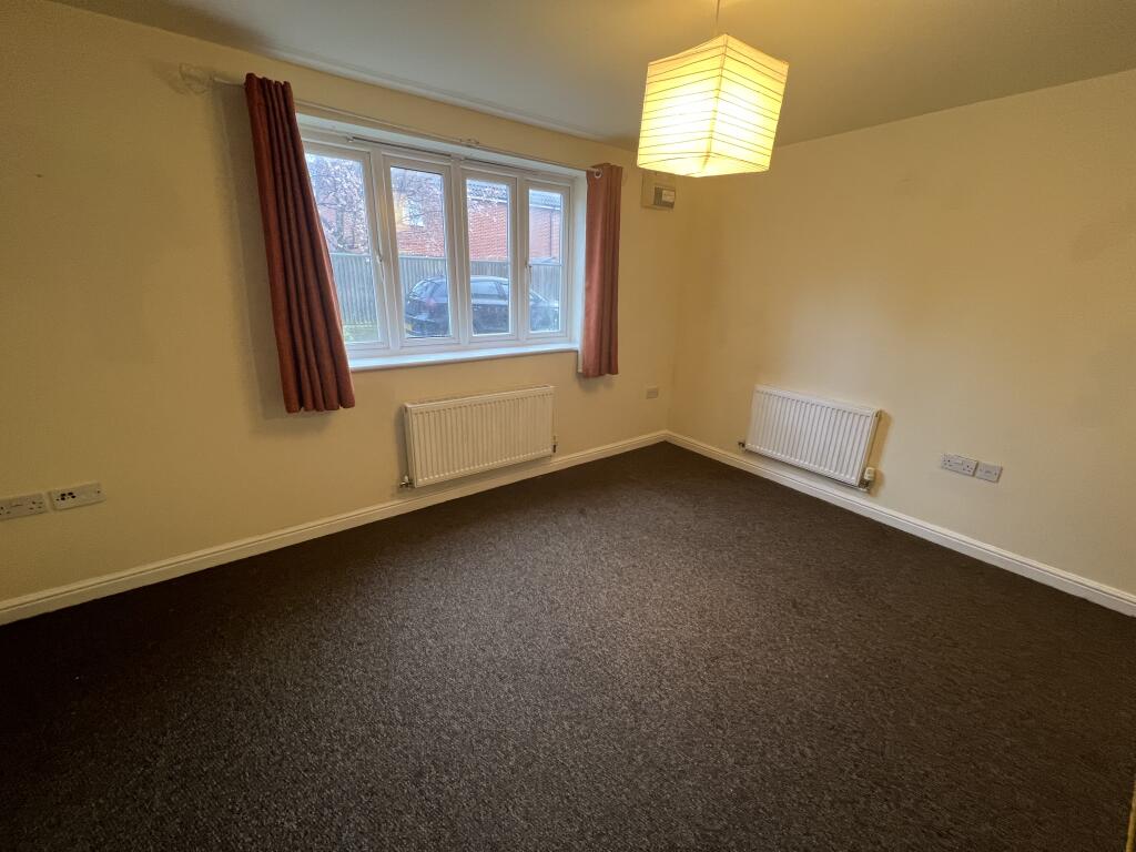 Apartment in Peterborough - More