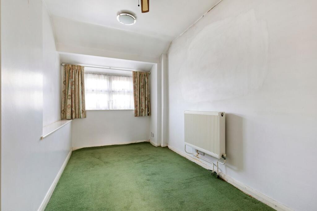 Vista Way, Harrow, HA3 photo 4