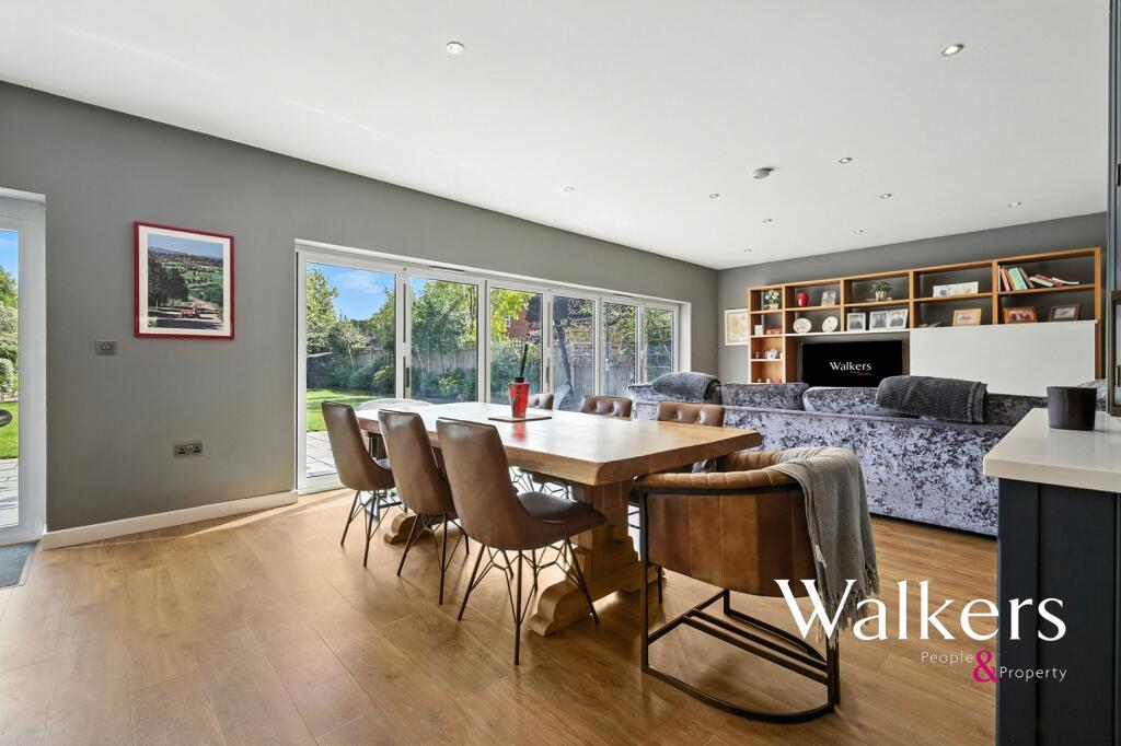 House in Brentwood, Essex - View 5