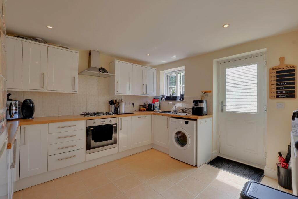 South Street, Havant - View 5